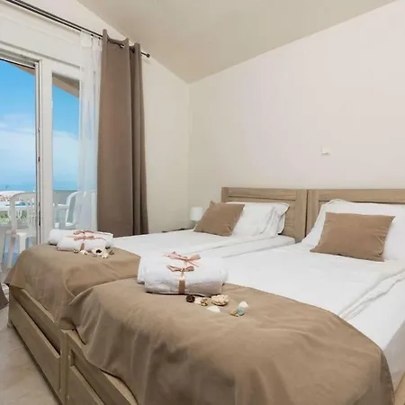 Maria's Sea View Villa *